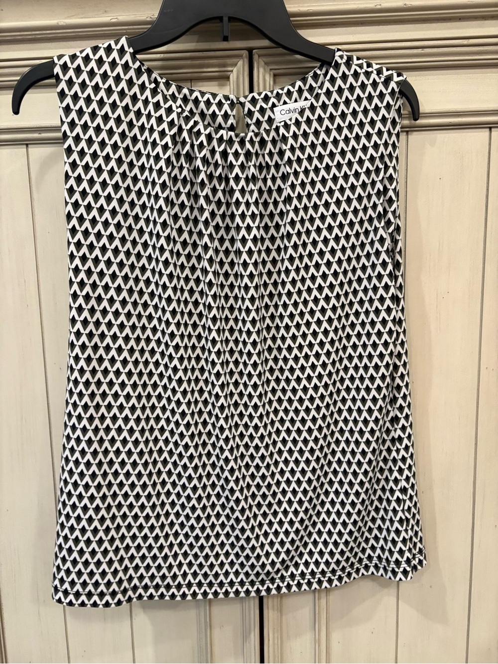 Calvin Klein Black & White Geometric Sleeveless Top